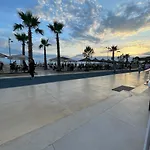 Seaview New Cozy Apt Beach Front