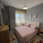 Seaview New Cozy Apt Beach Front